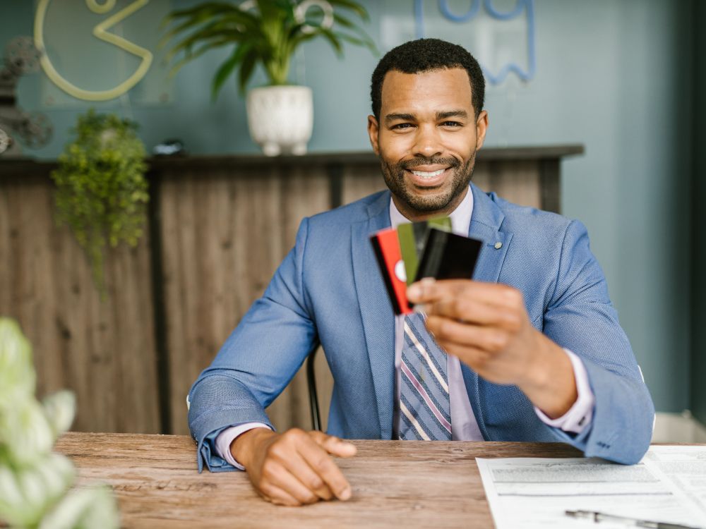 Conquistando recompensas e benefícios com seu cartão de crédito